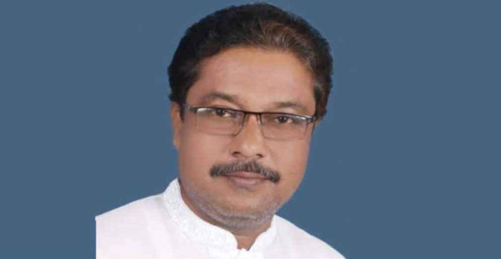 সখিপুরে প্রতিবন্ধীকে লাথি মেরে বিপাকে ইউপি চেয়ারম্যান