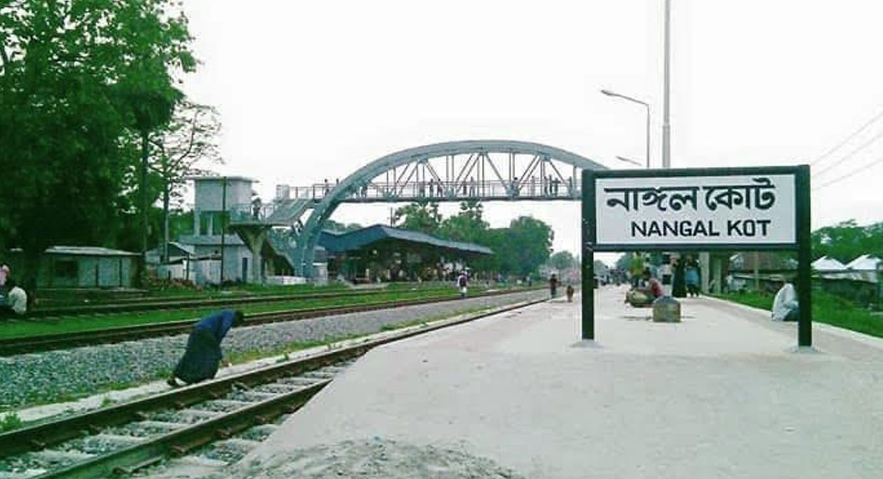 যাত্রী রেখে চলে গেল ট্রেন, স্টেশন মাস্টার বরখাস্ত