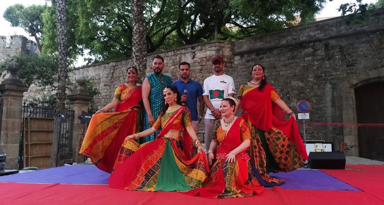 স্পেনের বার্সেলোনায় ‘বাংলাদেশি উৎসব’ অনুষ্ঠিত