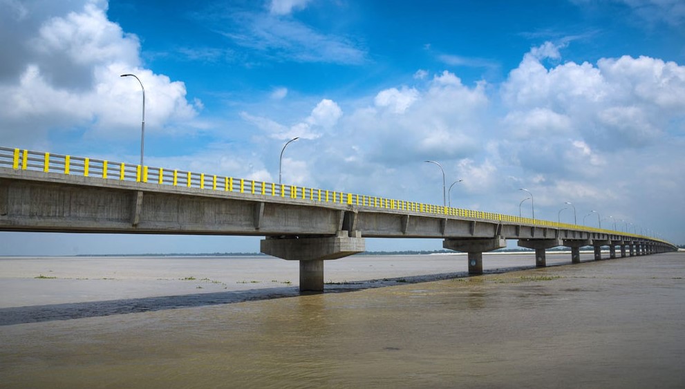 মাওলানা ভাসানী সেতুর তার চুরির ঘটনায় মামলা