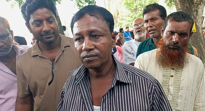 গাংনী সাব রেজিস্ট্রি অফিস থেকে পকেটমার আটক