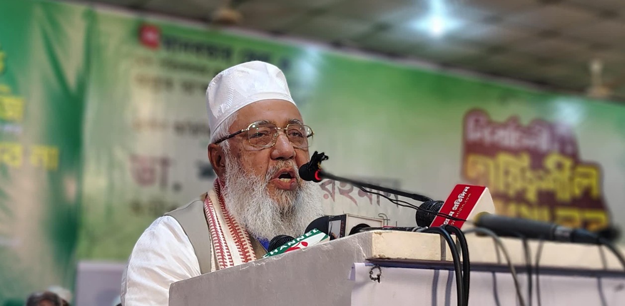 প্রশাসন আমাদের কথায় উঠবে-বসবে-গ্রেপ্তার করবে