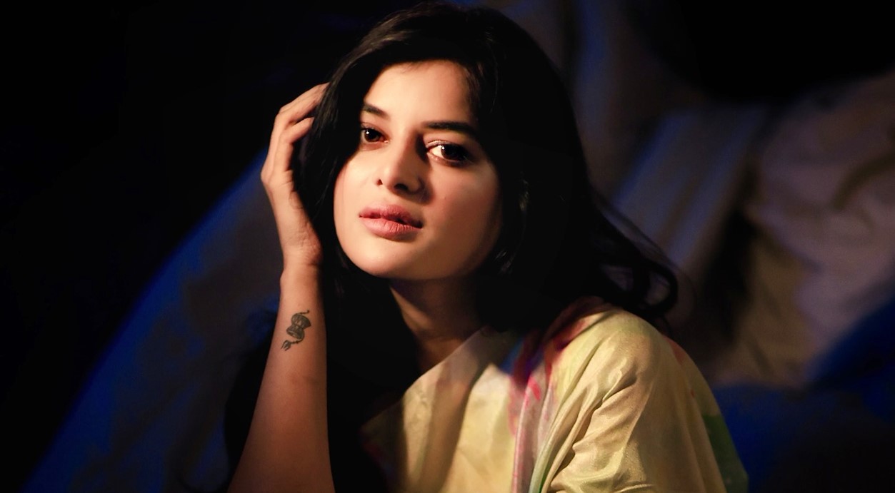 এবার সাইকোলজিক্যাল থ্রিলারে মধুমিতা