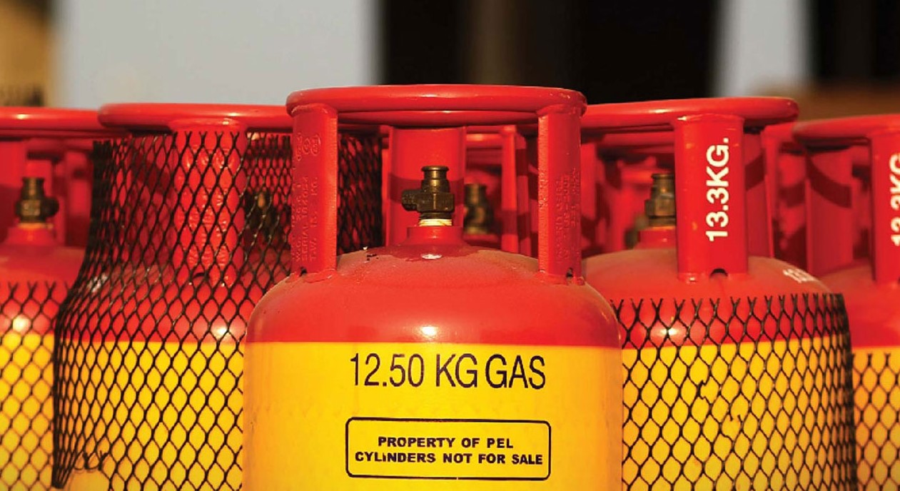 সারাদেশে সিলিন্ডার গ্যাস বিক্রি বন্ধের ঘোষণা