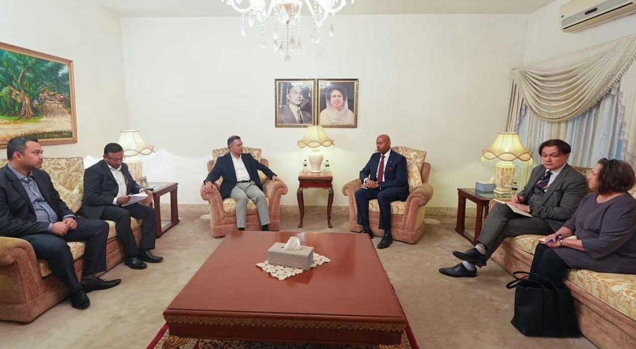 তারেক রহমানের সঙ্গে কানাডার হাইকমিশনারের সাক্ষাৎ