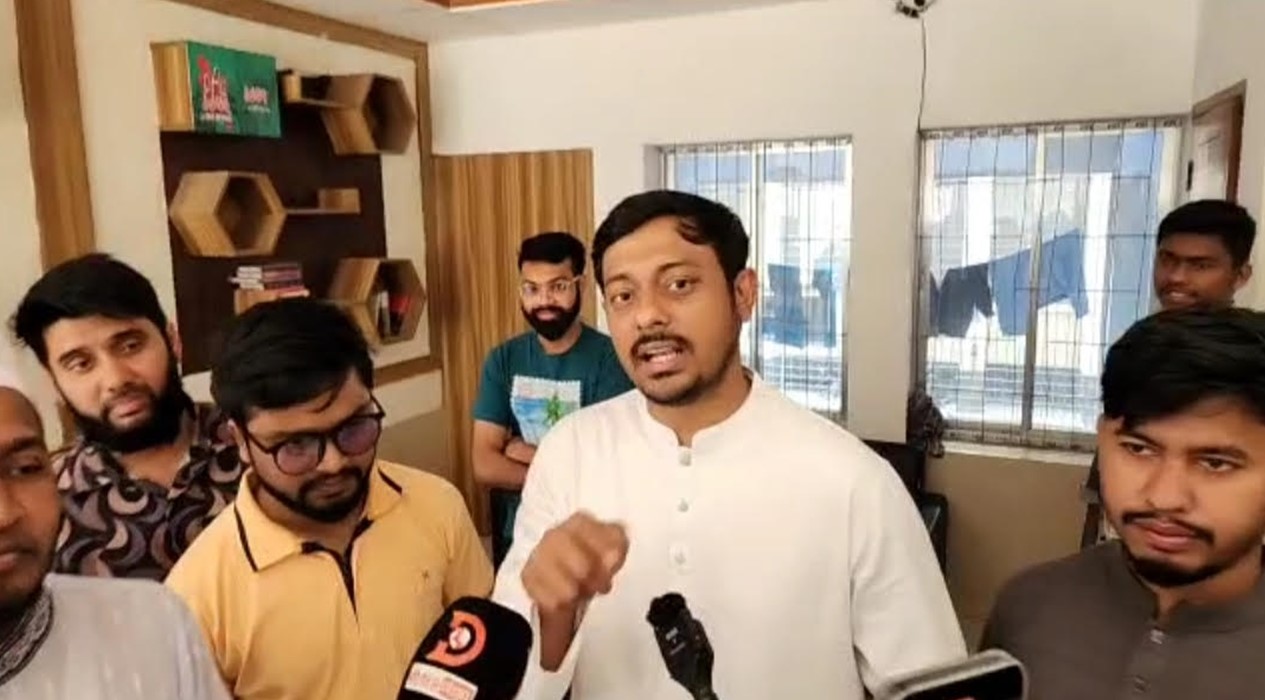 গুলিস্তানে গেলে পকেটে ফোন-মানিব্যাগ থাকে না: নাসীরুদ্দীন পাটওয়ারী