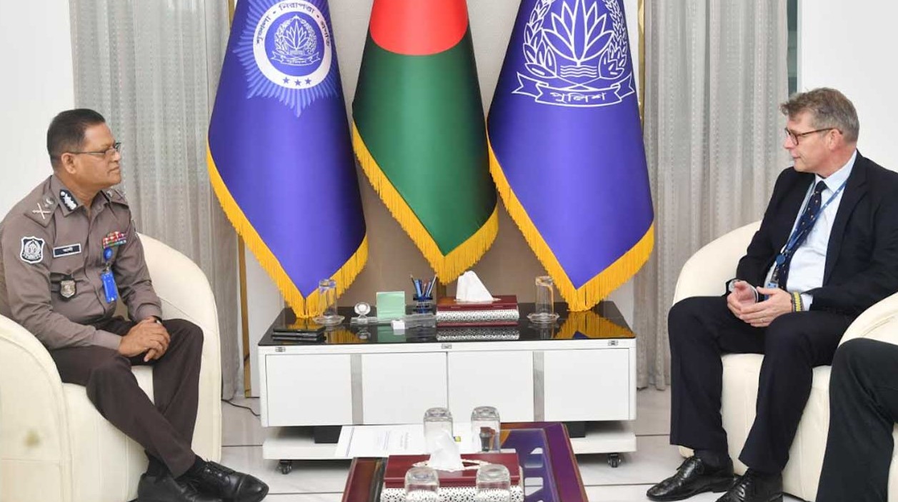 নির্বাচনে বিদেশি পর্যবেক্ষকদের ভূমিকা ছিল প্রশংসনীয়: আইজিপি