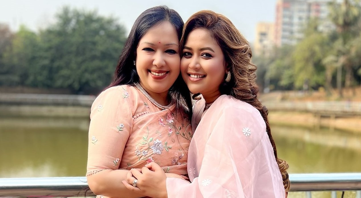 ‘আমরা কী করছি একসাথে’