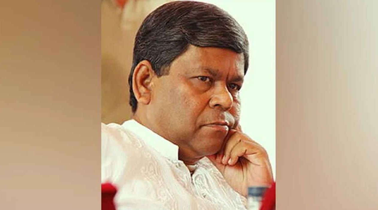 সাংবাদিক শওকত মাহমুদ গ্রেপ্তার