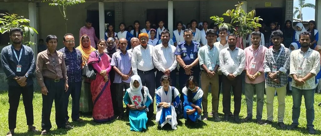 ডোমারে বাল্যবিয়ে ও শিশু অধিকার বিষয়ক কর্মশালা অনুষ্ঠিত