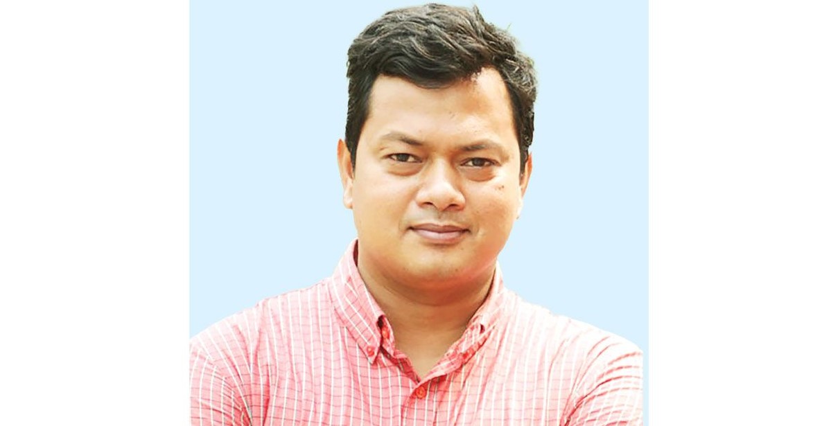 সাংবাদিক যেভাবে উৎসব পালন করে