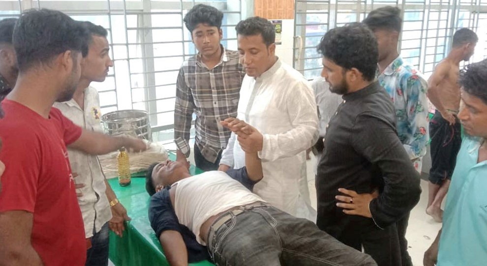 দৌলতখানে সহকারী অ্যাটর্নি জেনারেল ইব্রাহিমের ওপর হামলা