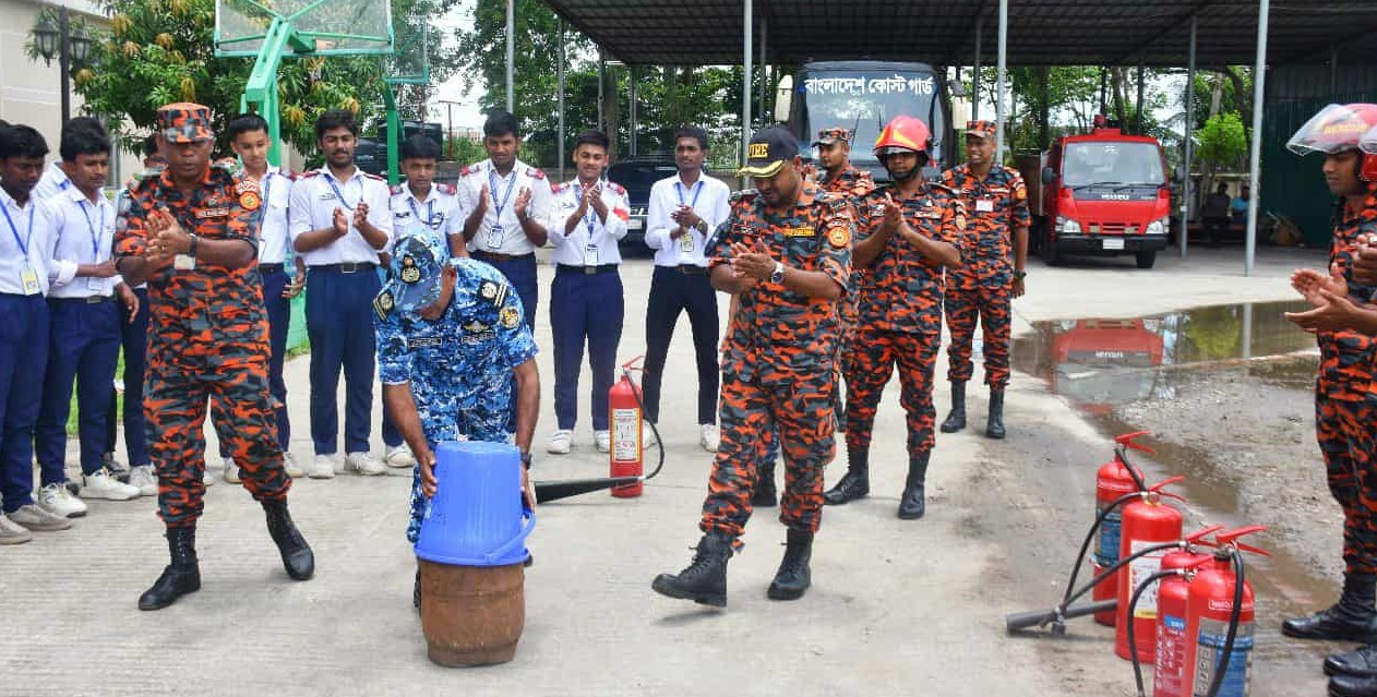 মোংলায় কোস্ট গার্ডের আয়োজনে তারুণ্যের উৎসব অনুষ্ঠিত