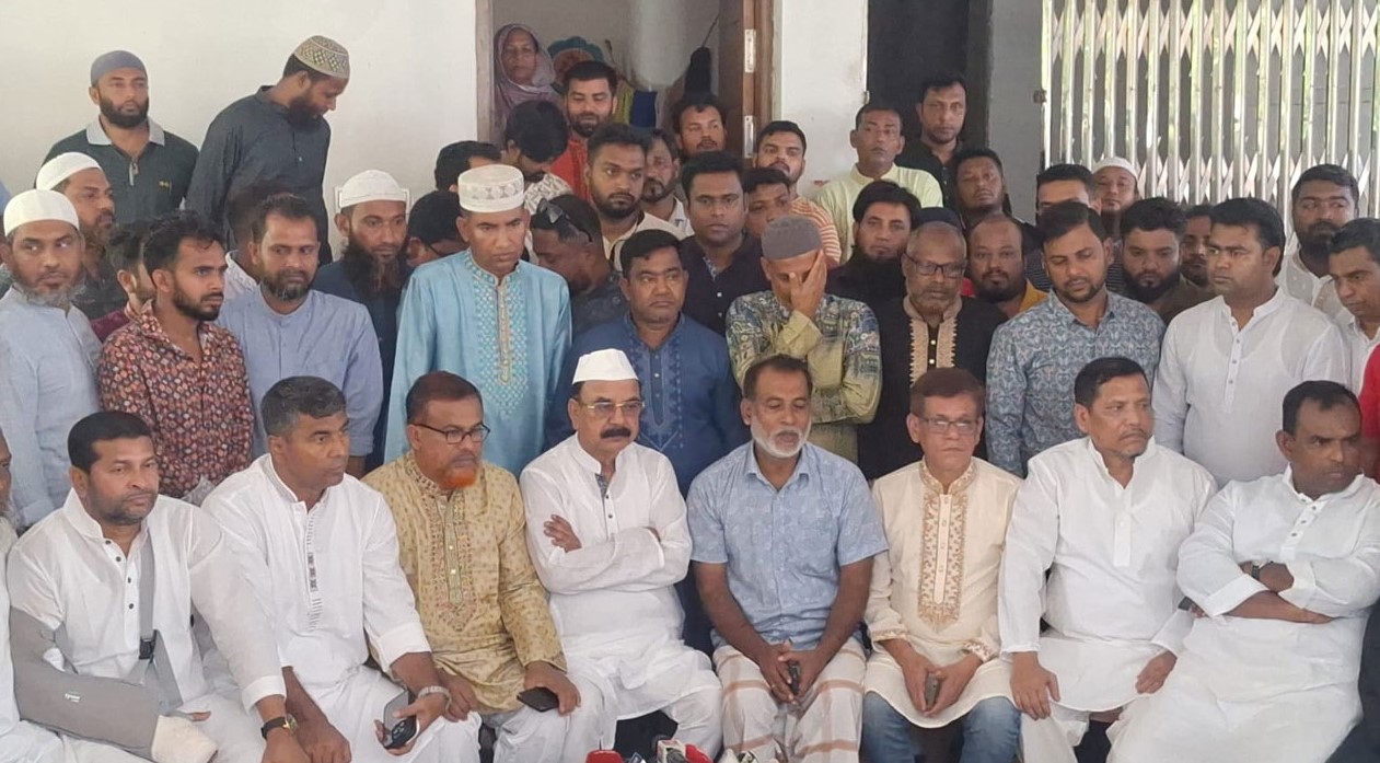 মাইলস্টোন ট্র্যাজেডিতে দায়ীদের বিচারের আওতায় আনতে হবে: গয়েশ্বর