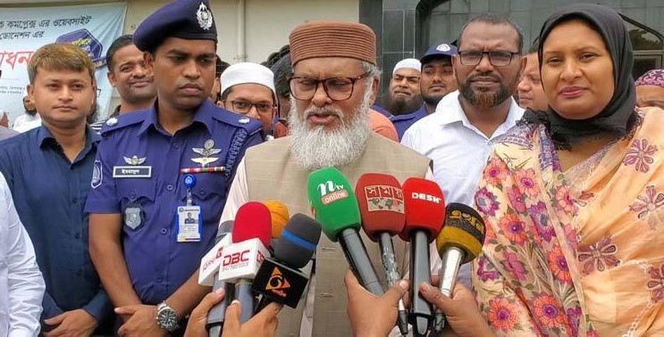 মাজারে হামলা চালালে কাউকে ছাড় দেওয়া হবে না: ধর্ম উপদেষ্টা