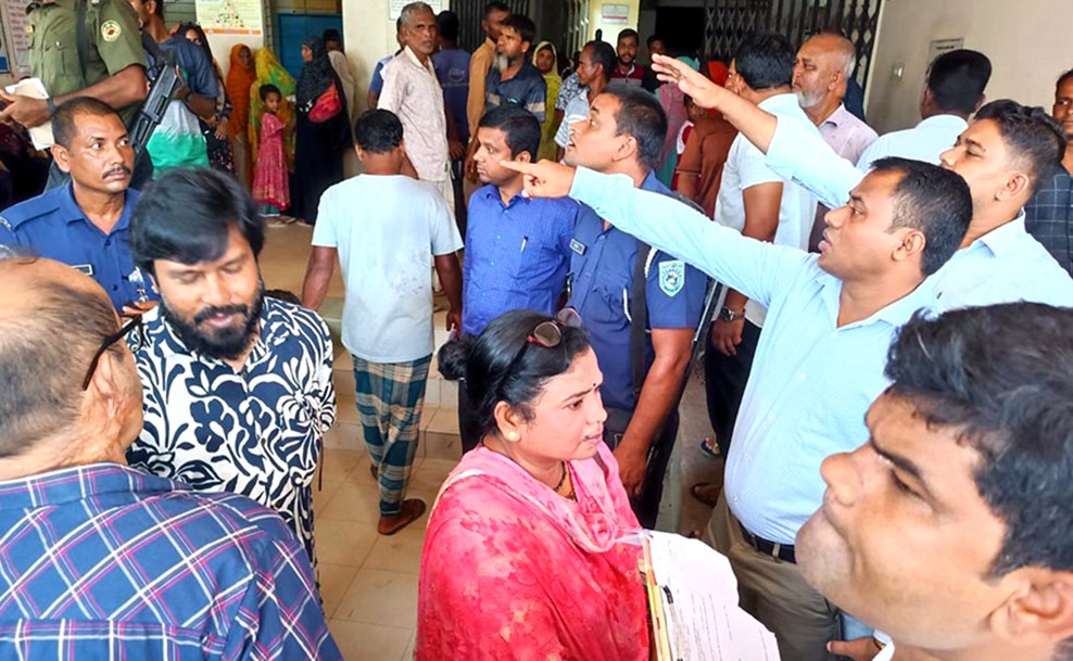 দালাল চক্রের দুই সদস্যকে ভ্রাম্যমাণ আদালতের জরিমানা