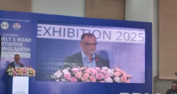 জীবন ও সম্পদ বাঁচাতে সড়কে উন্নত পরিবহন যুক্ত করতে হবে