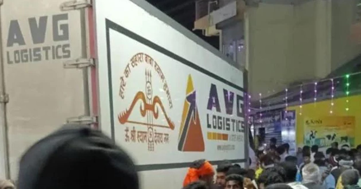 ভারতে গণেশ বিসর্জনে ট্রাকের ধাক্কা, নিহত ৮