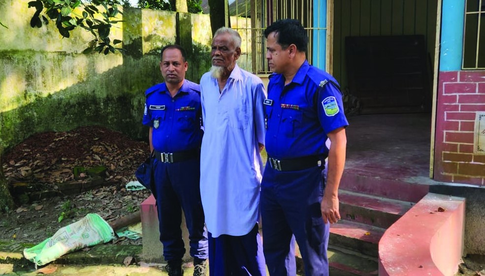 নকলায় শতবর্ষী নারীকে ধর্ষণের অভিযোগে বৃদ্ধ আটক