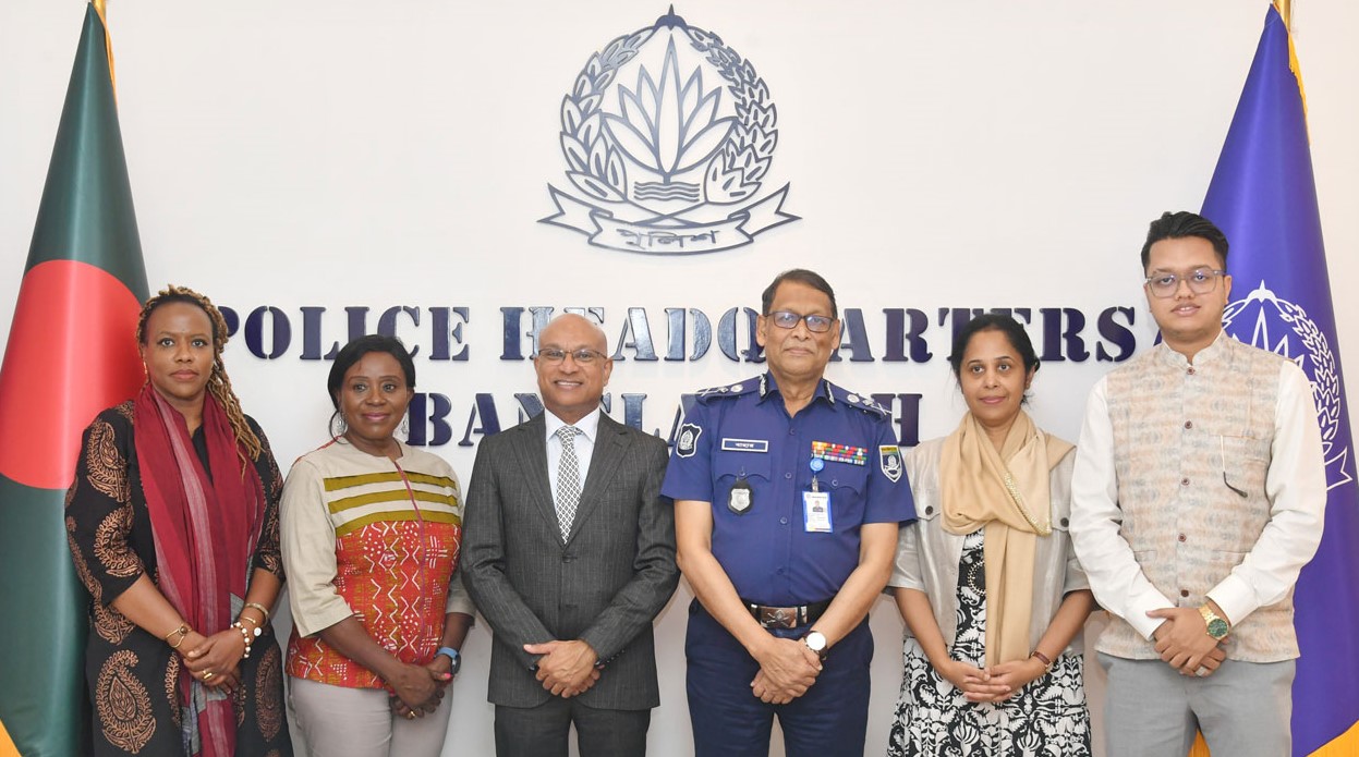 আইজিপির সঙ্গে কমনওয়েলথ প্রতিনিধিদলের সাক্ষাৎ