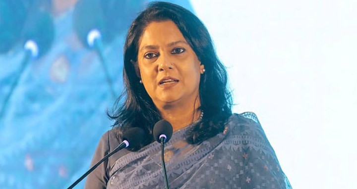 উপদেষ্টা রিজওয়ানা হাসানের বাসার সামনে ককটেল বিস্ফোরণ