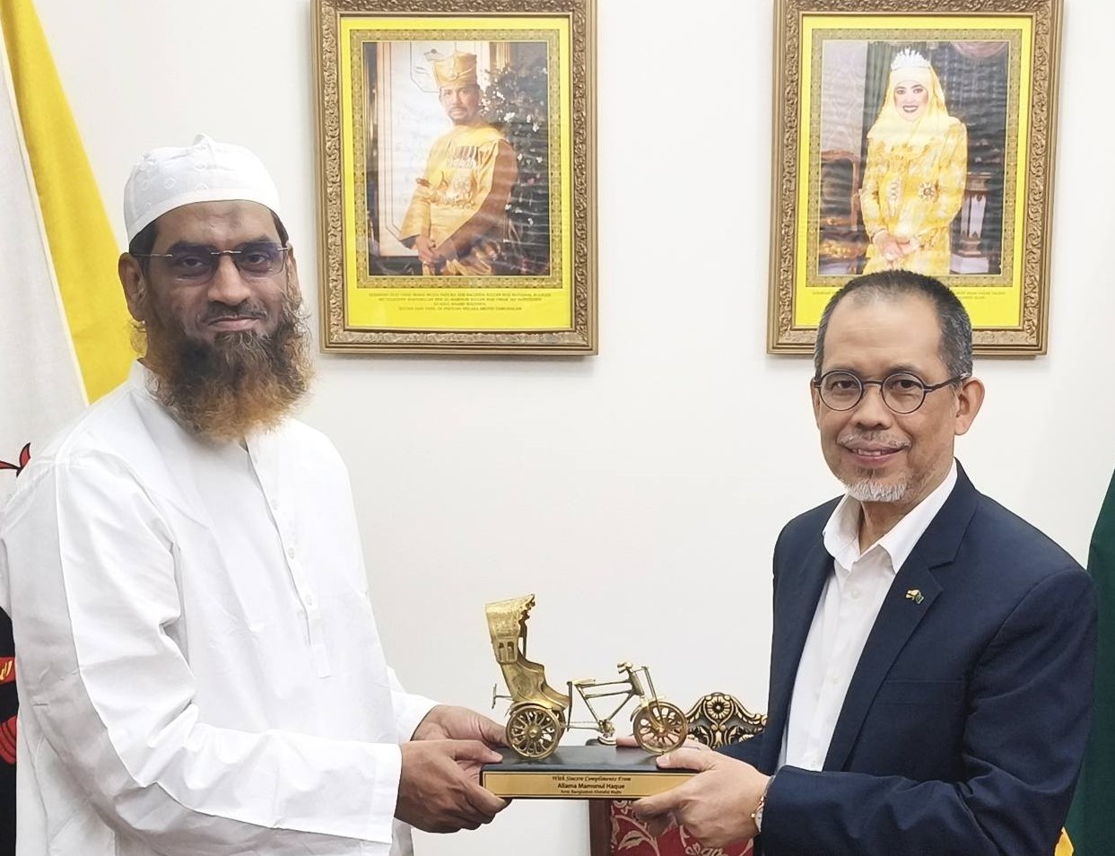 ব্রুনেই রাষ্ট্রদূতের সাথে আমীরে মজলিসের সৌজন্য সাক্ষাৎ