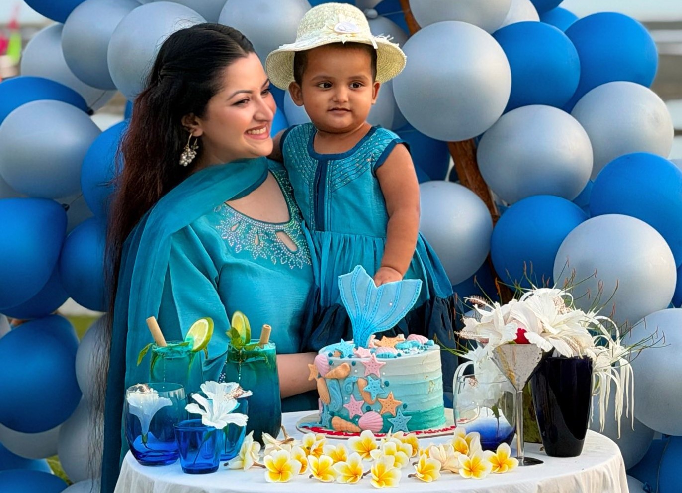 মেয়ের জন্মদিনে আবেগে ভাসলেন পরীমণি