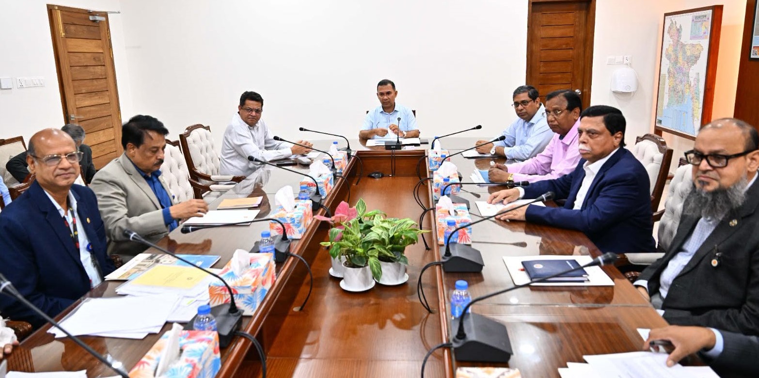 লেকের দূষণ রোধে সমন্বিত কার্যক্রম জোরদারের নির্দেশ প্রধানমন্ত্রীর