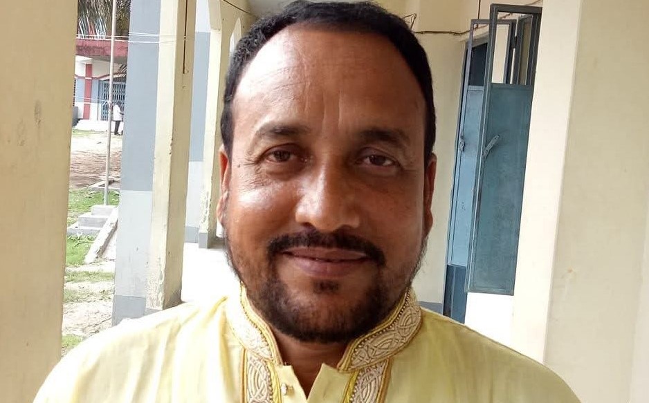 বাঞ্ছারামপুরে শাহ রাহাত আলী উচ্চ বিদ্যালয়ে হরিলুটের অভিযোগ 