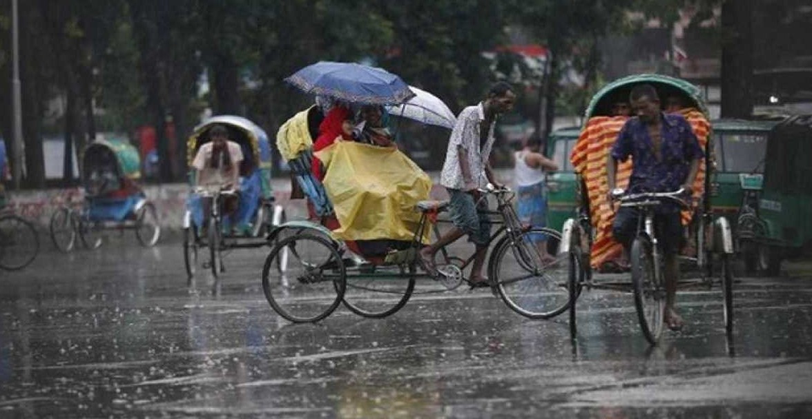 রাজধানীতে স্বস্তির বৃষ্টি