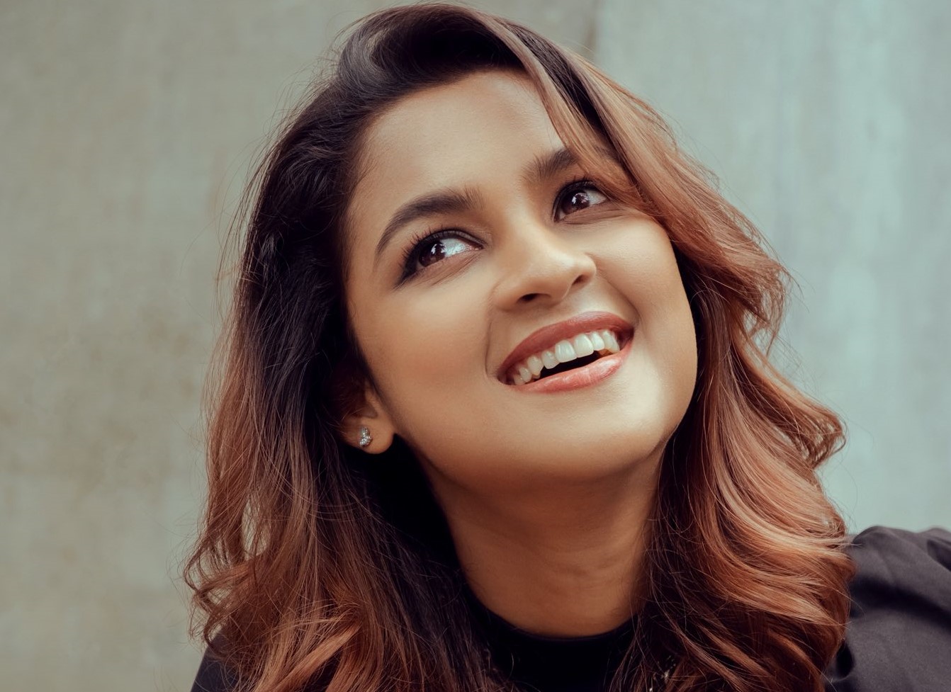 সুস্থ থাকতে যেসব খাবার খাবেন 