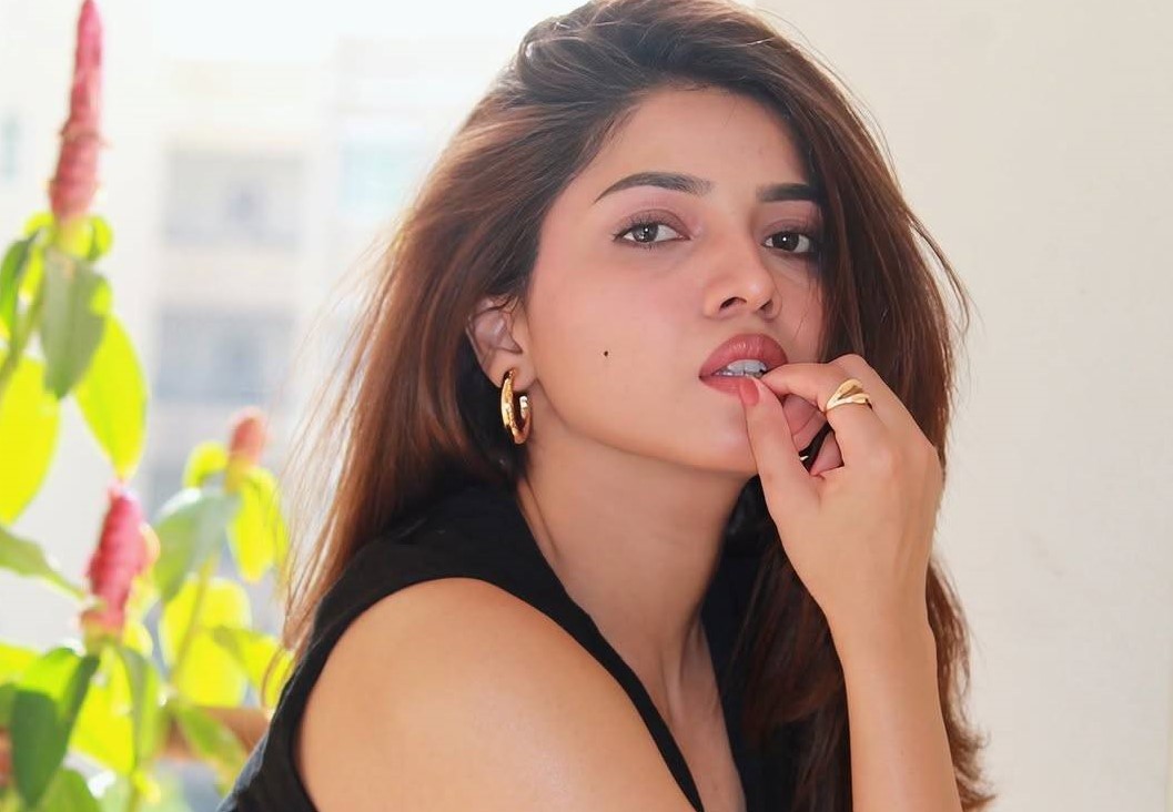 শরীরে পানি জমা রোধ করতে যা খাবেন