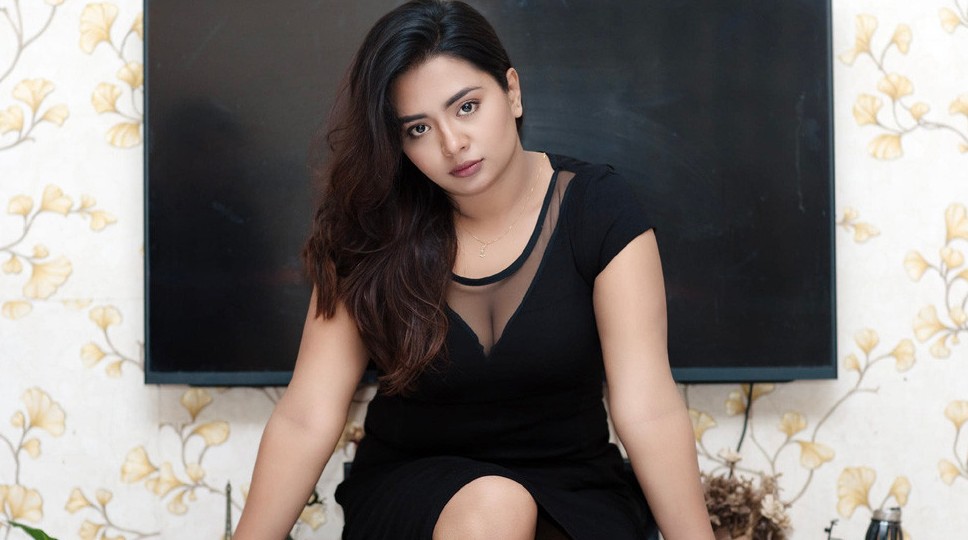 ‘আমাকে বাঁচান’ ফেসবুক লাইভে সানজিদার আর্তনাদ