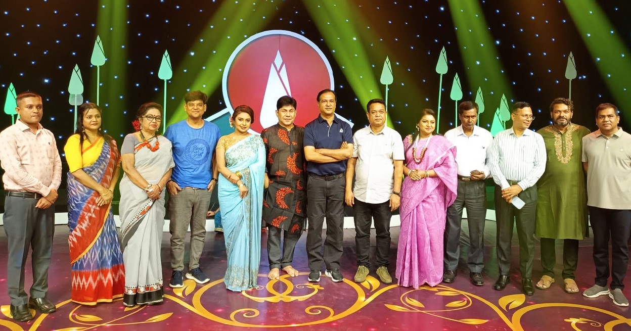 ১৬ বছর পর বিটিভিতে গেলেন আসিফ