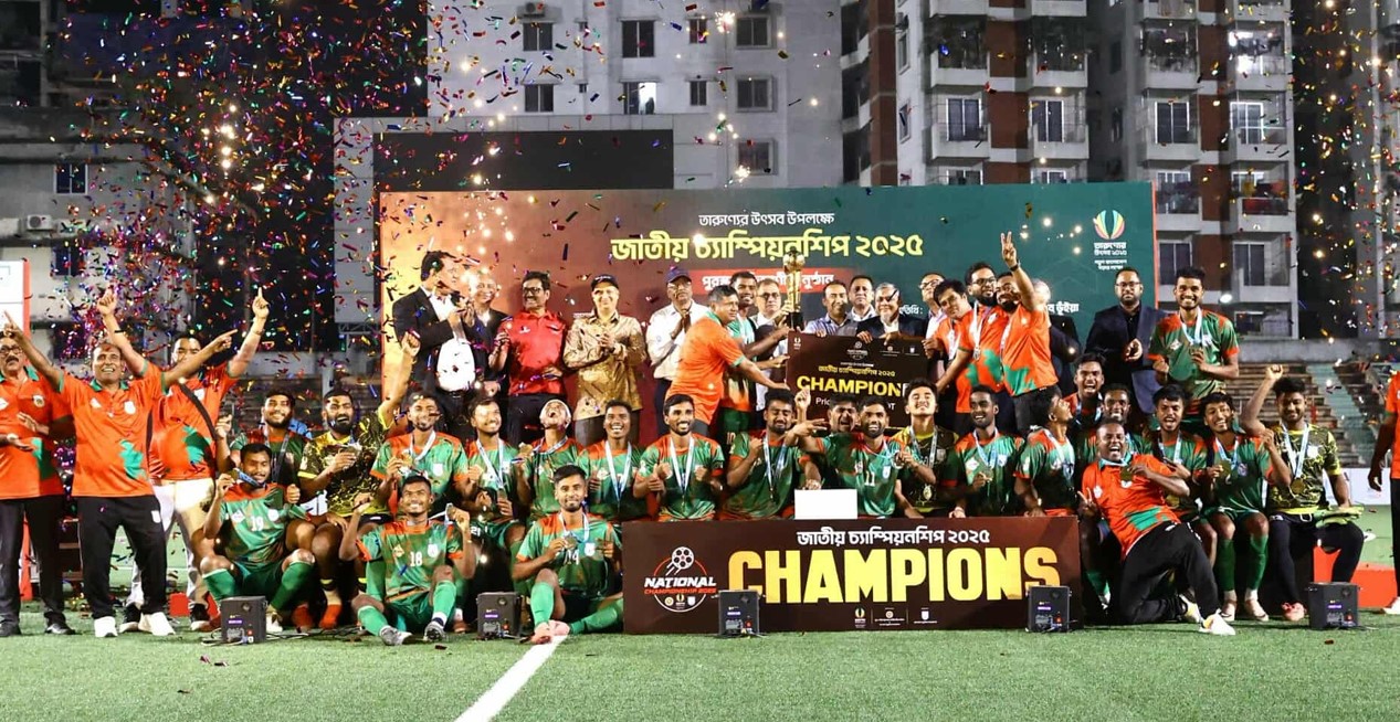 নাটকীয় ফাইনালে দিনাজপুর চ্যাম্পিয়ন