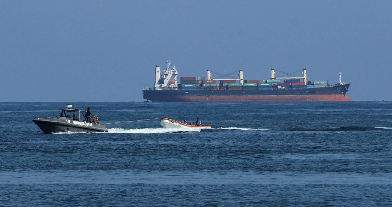 ভেনেজুয়েলা উপকূলে ট্যাংকার জাহাজ জব্দ করল যুক্তরাষ্ট্র