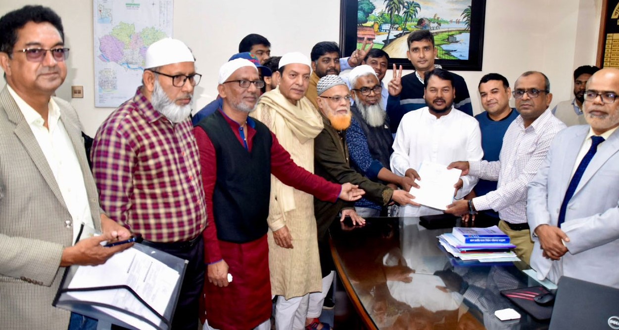 রাজশাহী-২ আসনে মিনুর মনোনয়নপত্র সংগ্রহ