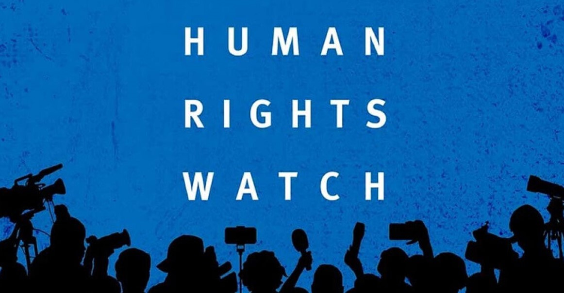 সংবাদপত্রে হামলা মতপ্রকাশের স্বাধীনতায় গুরুতর আঘাত: এইচআরডব্লিউ