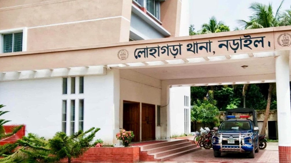 লোহাগড়ায় টাকার প্রলোভনে প্রতিবন্ধী শিশুকে ধর্ষণ