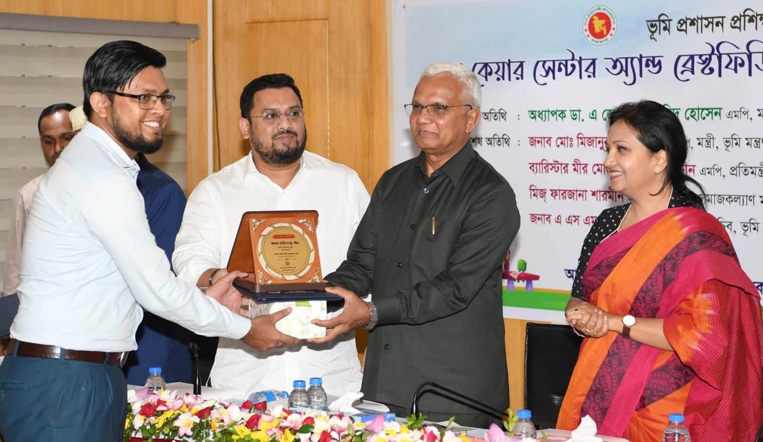 ১৮ কোটি জনগণই রাষ্ট্রের প্রকৃত মালিক: মীর হেলাল