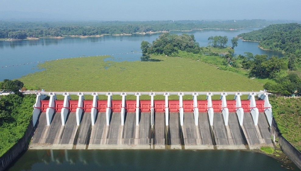 কাপ্তাই বাঁধের ১৬টি জলকপাট খুলছে মঙ্গলবার সকালে