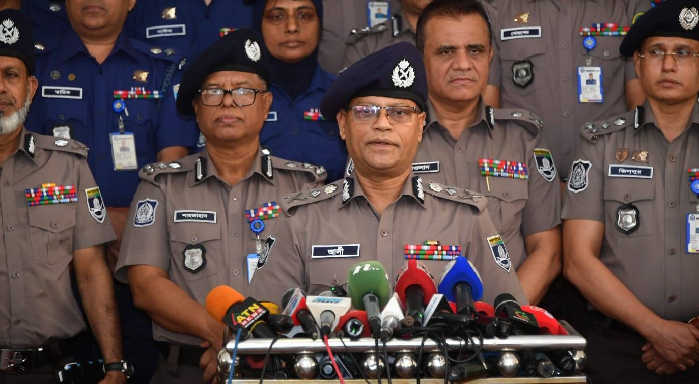 ৫ আগস্টের আগে ও পরে পুলিশসহ সব হত্যার বিচার হবে: আইজিপি