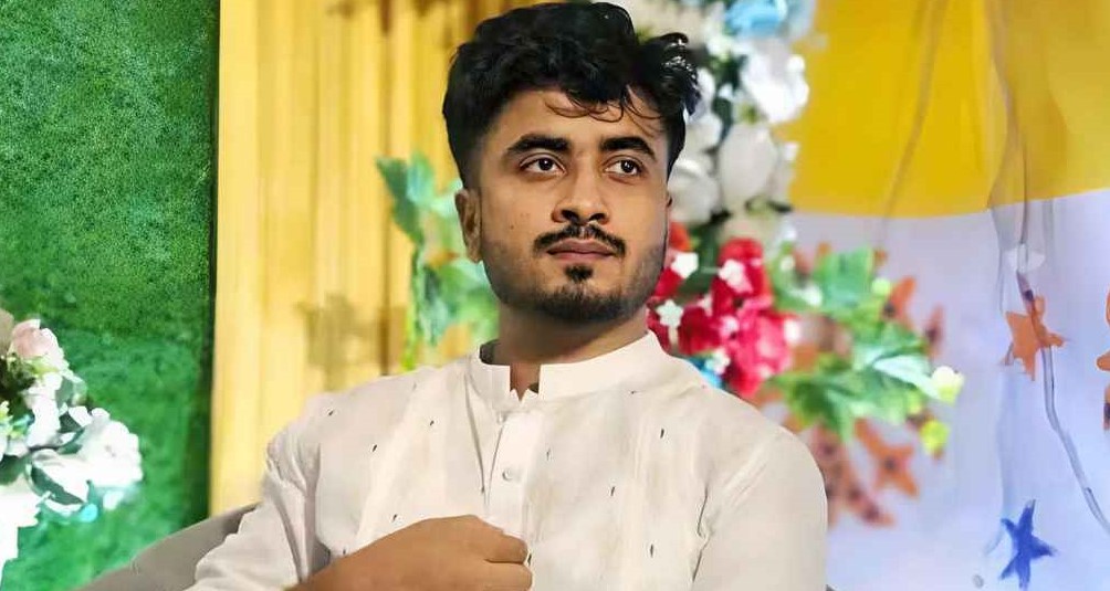 পারভেজ হত্যা, সেই ২ ছাত্রীকে বহিষ্কার
