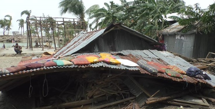 নিম্নচাপে বিধ্বস্ত ভোলা, মানবেতর জীবনযাপন