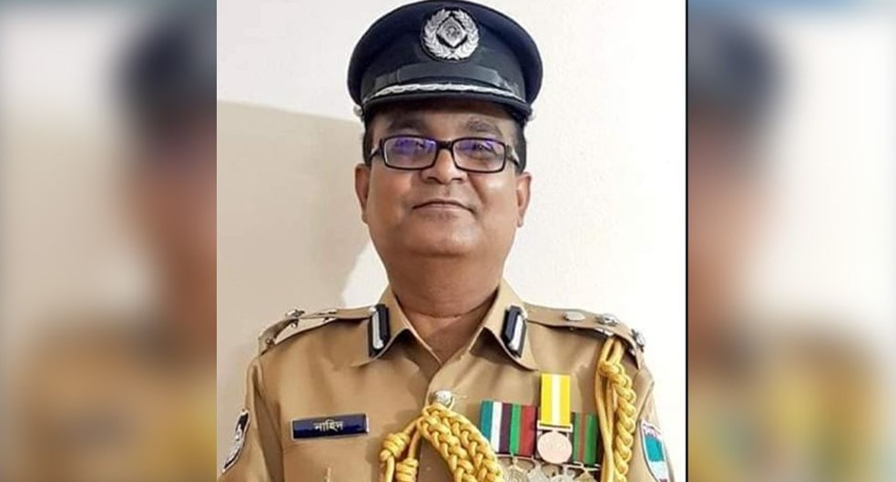 পুলিশের সাবেক ডিআইজি নাহিদুল ইসলাম গ্রেপ্তার