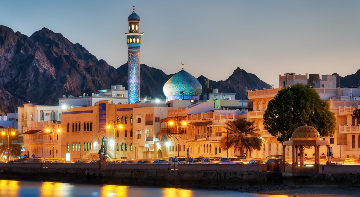 প্রবাসীদের বড় সুখবর দিল ওমান সরকার