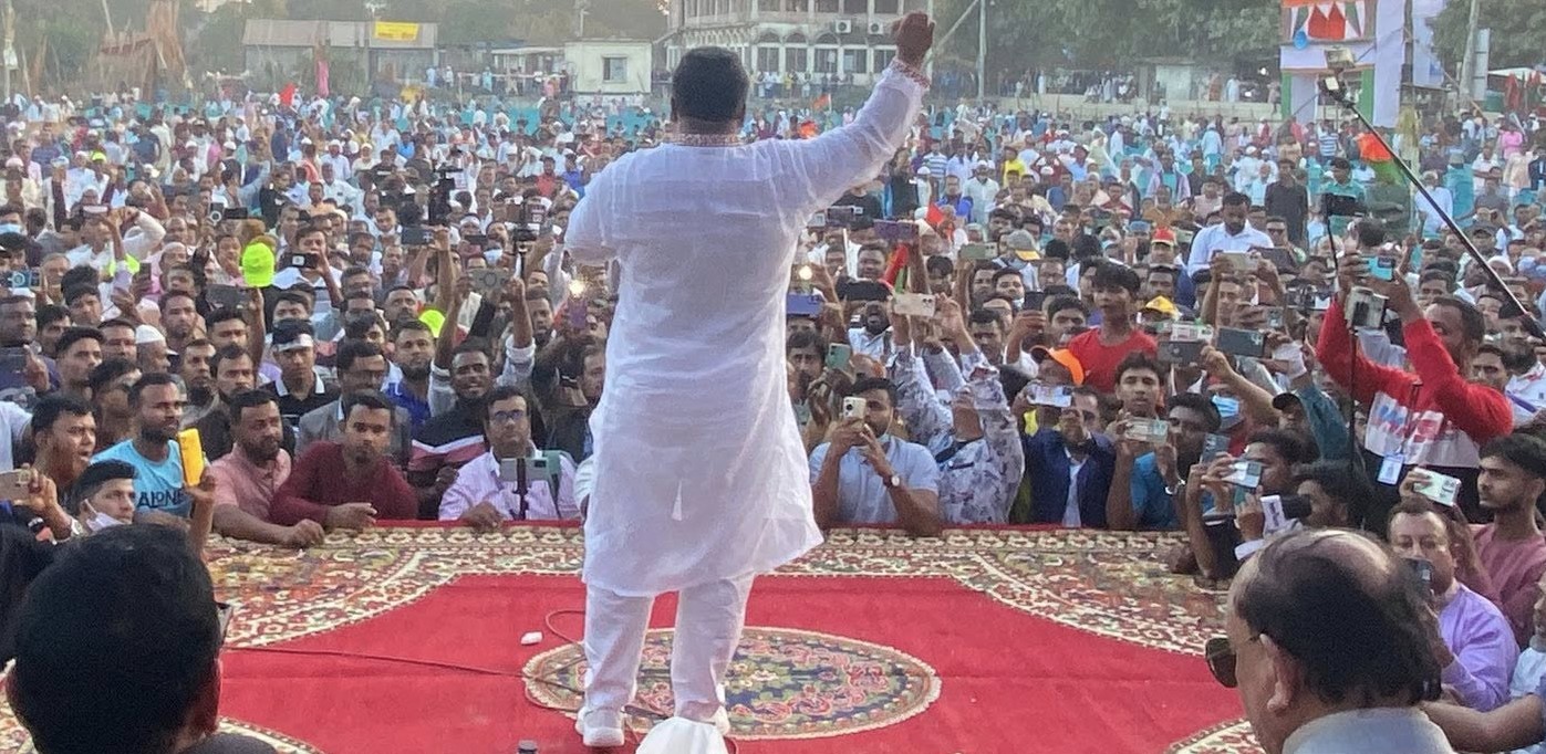 বাঞ্ছারামপুরে ধানের শীষের প্রার্থীর জন্য লাখো মানুষের ঢল