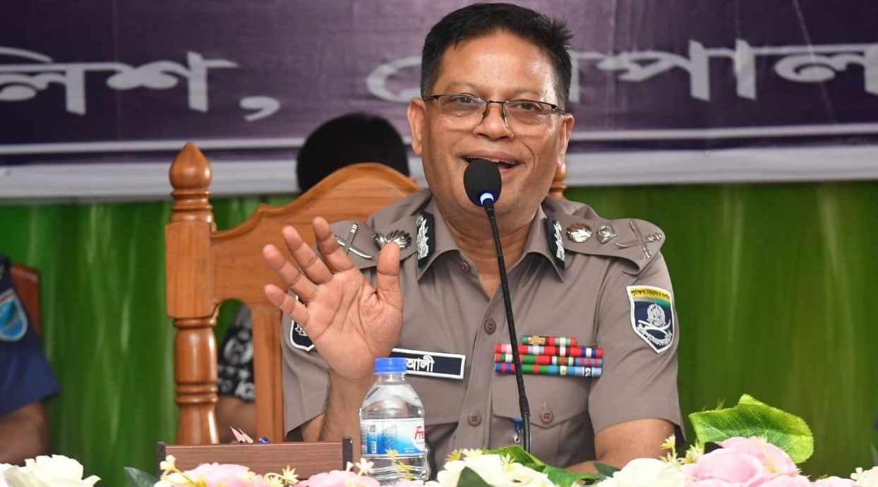 ক্ষমতার অপব্যবহার কোনোভাবেই গ্রহণযোগ্য নয়: আইজিপি