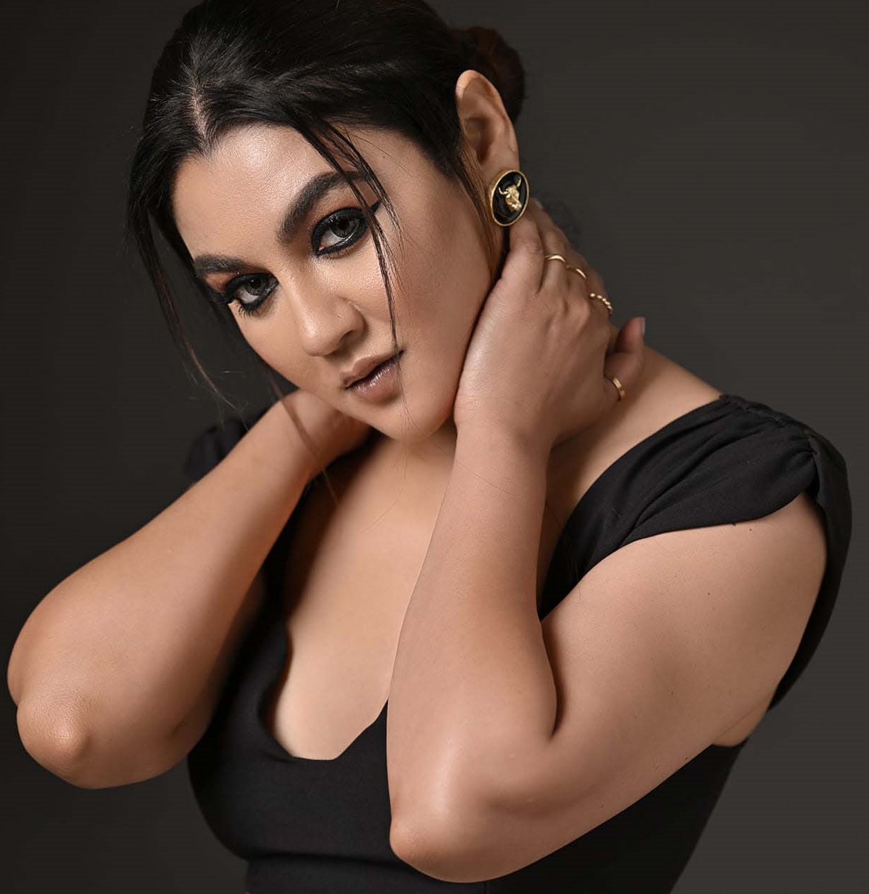 গোয়ায় বিশেষ অভ্যর্থনা পেলেন জয়া আহসান