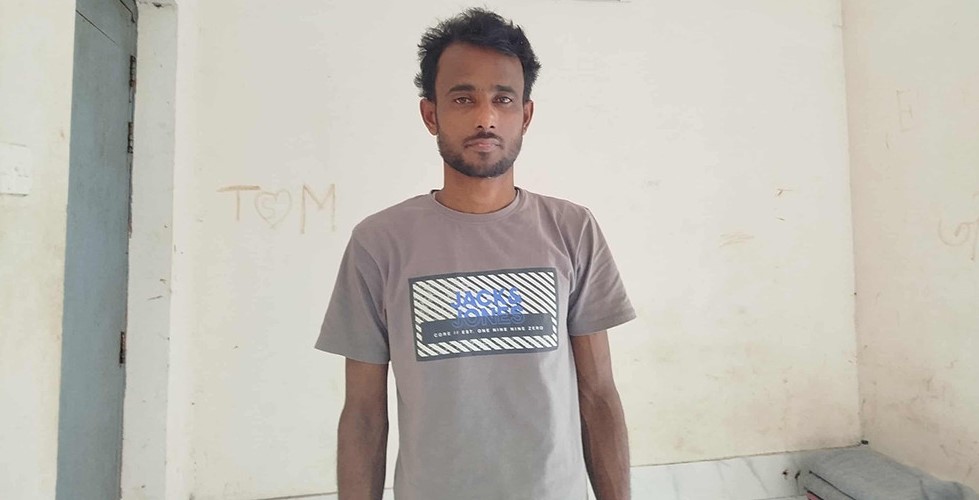 সালথায় সিঁধ কেটে ঘরে ঢুকে গৃহবধূকে ধর্ষণের অভিযোগ